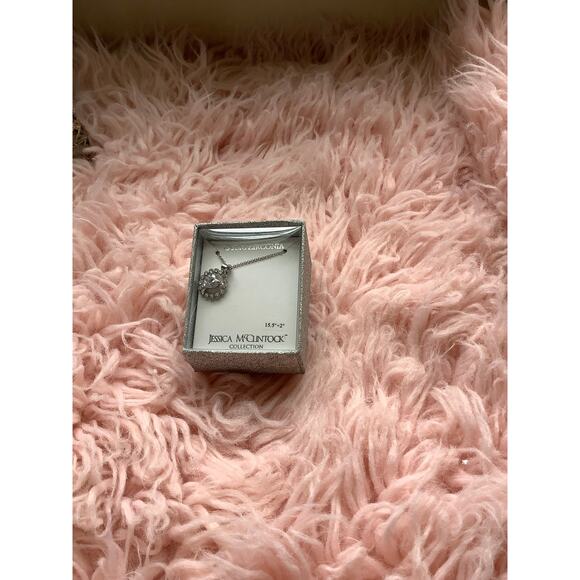 New cubic zirconia Jessica Mcclintook necklace - Picture 3 of 3